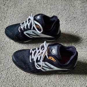 New Balance boys baseball cleats